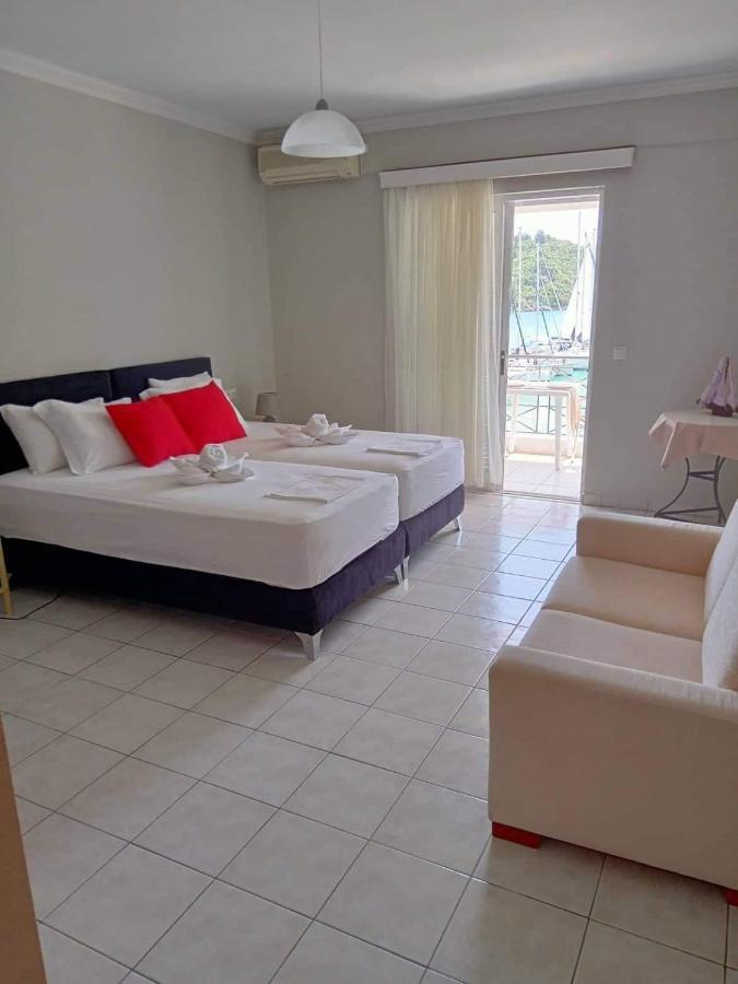 Nidri Bay Studios Екстер'єр фото